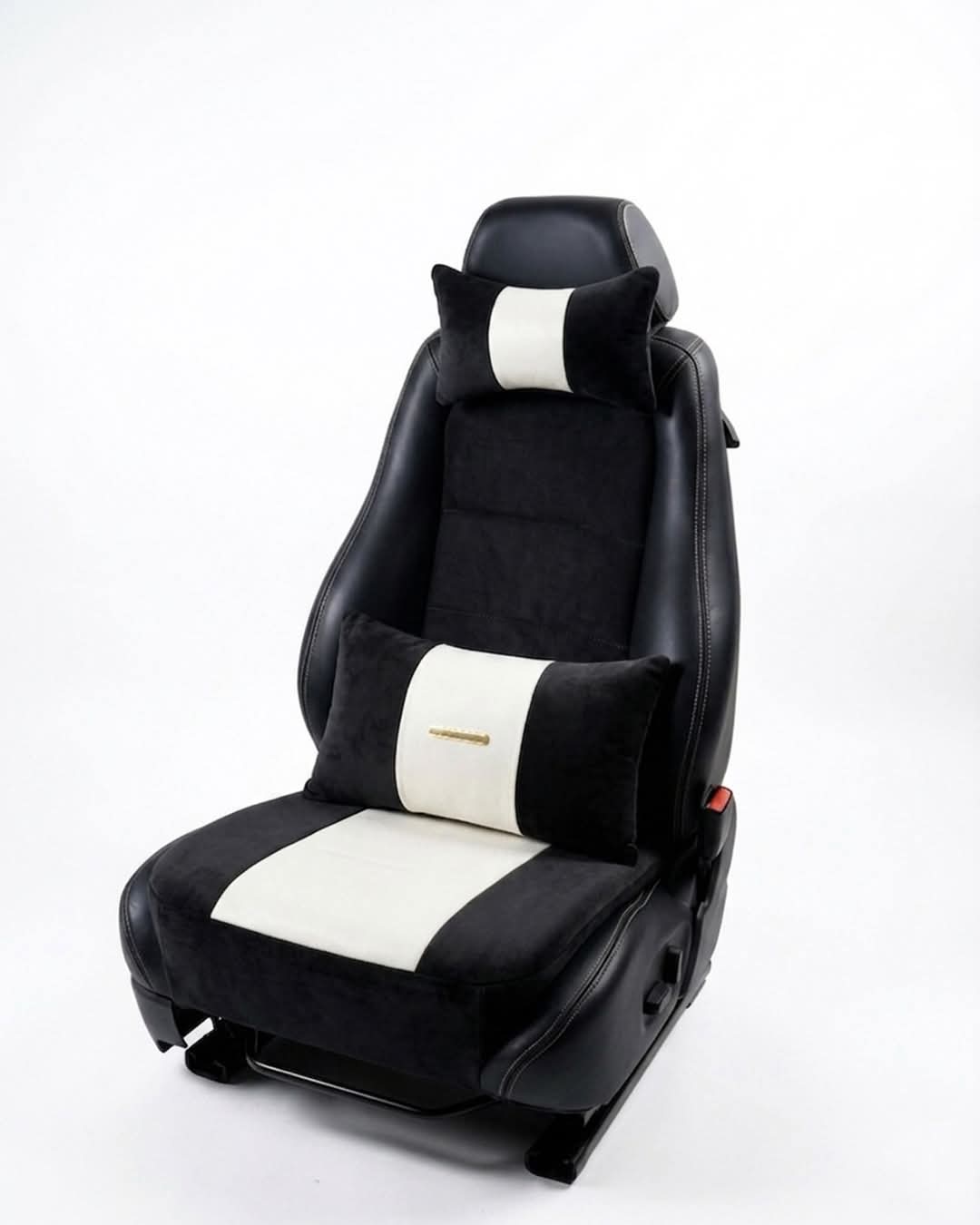 Pack Drive : Assise + Coussin de Dos + Repose-Tête en noir et blanc